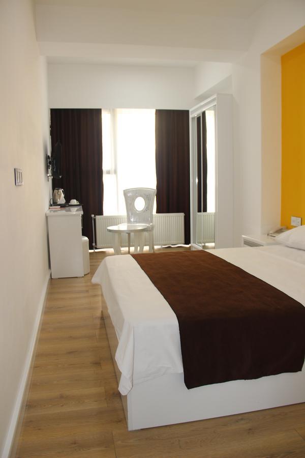 Mark City Hotel Baky Esterno foto
