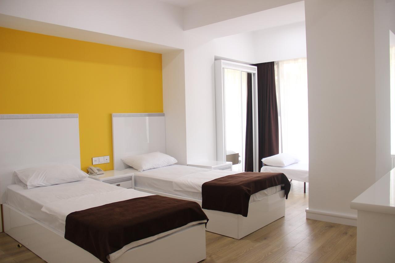 Mark City Hotel Baky Esterno foto