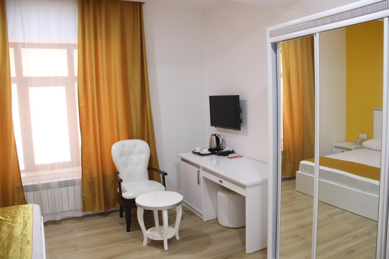 Mark City Hotel Baky Esterno foto
