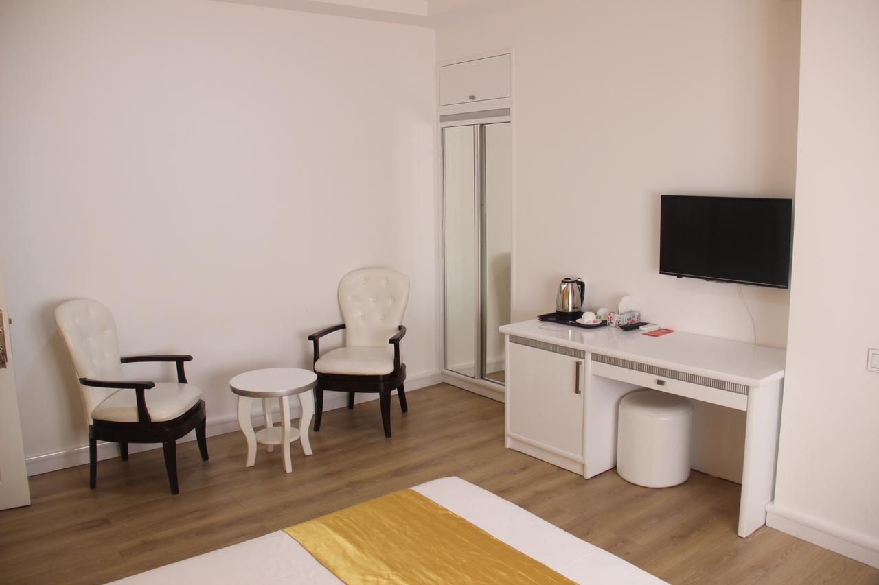 Mark City Hotel Baky Esterno foto