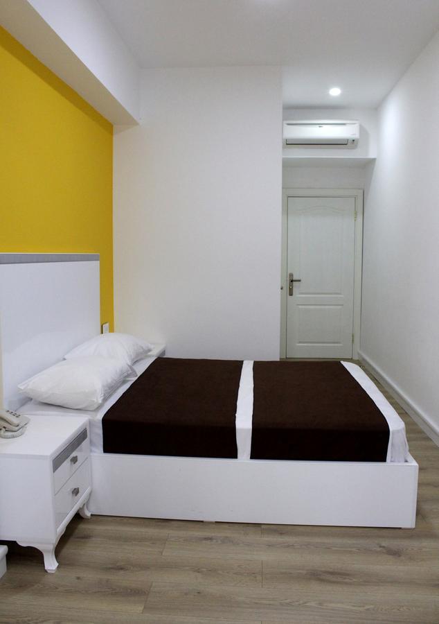 Mark City Hotel Baky Esterno foto