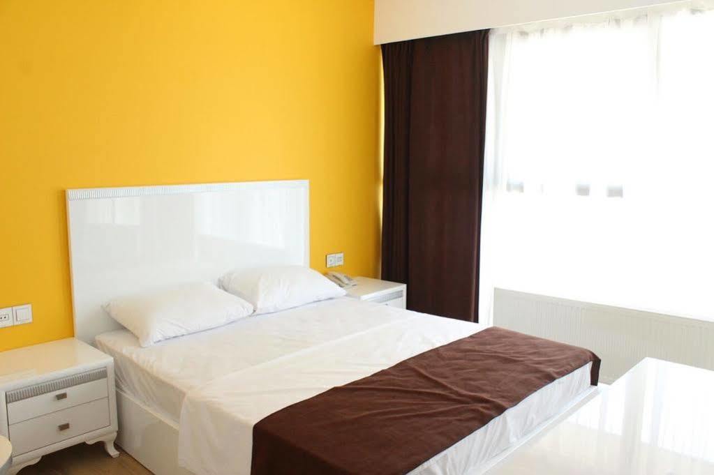 Mark City Hotel Baky Esterno foto
