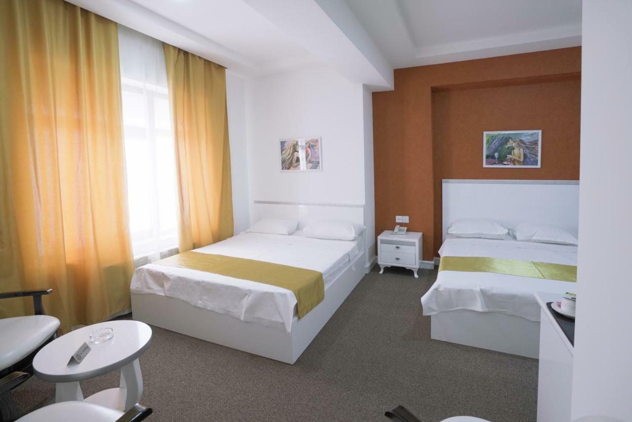 Mark City Hotel Baky Esterno foto